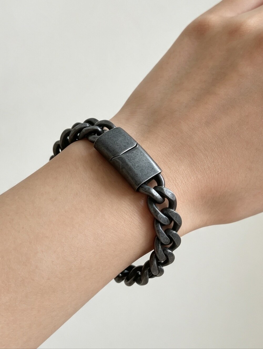 BRACELET MEN DARK GRAY STAINLESS STEEL CUBAN LINK CHAIN MAGNETIC 9"